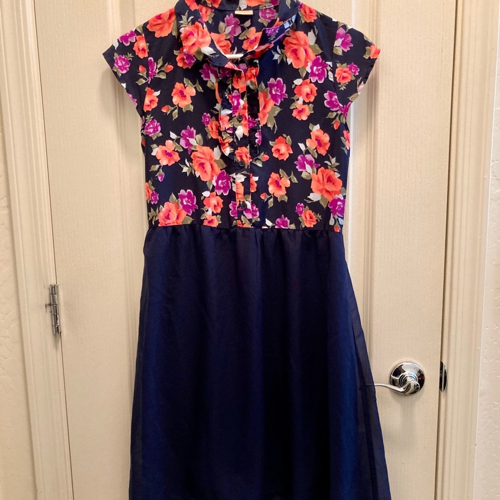 Faded Glory floral kids dress size Extra Large